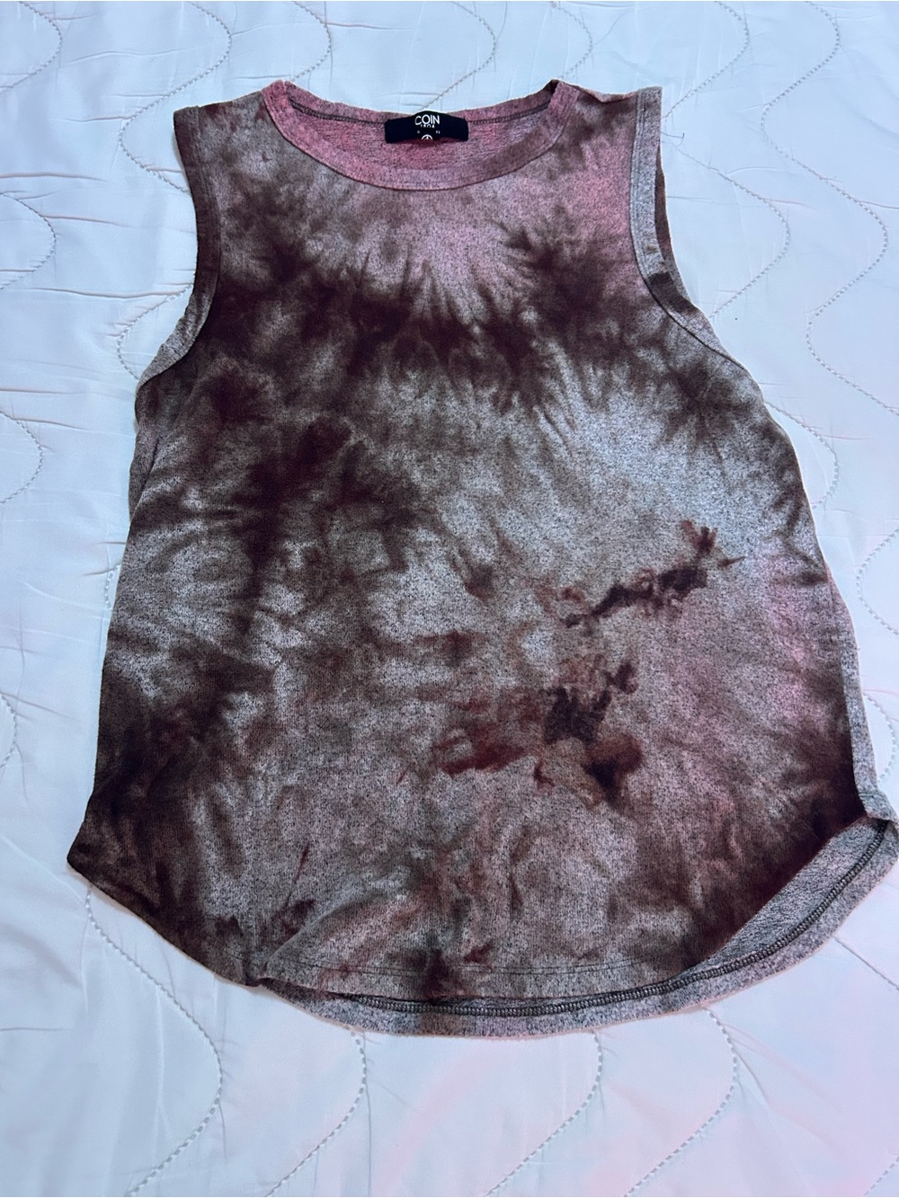 CON Tie-Dye Sleeveless Tank Top in Brown and Pink